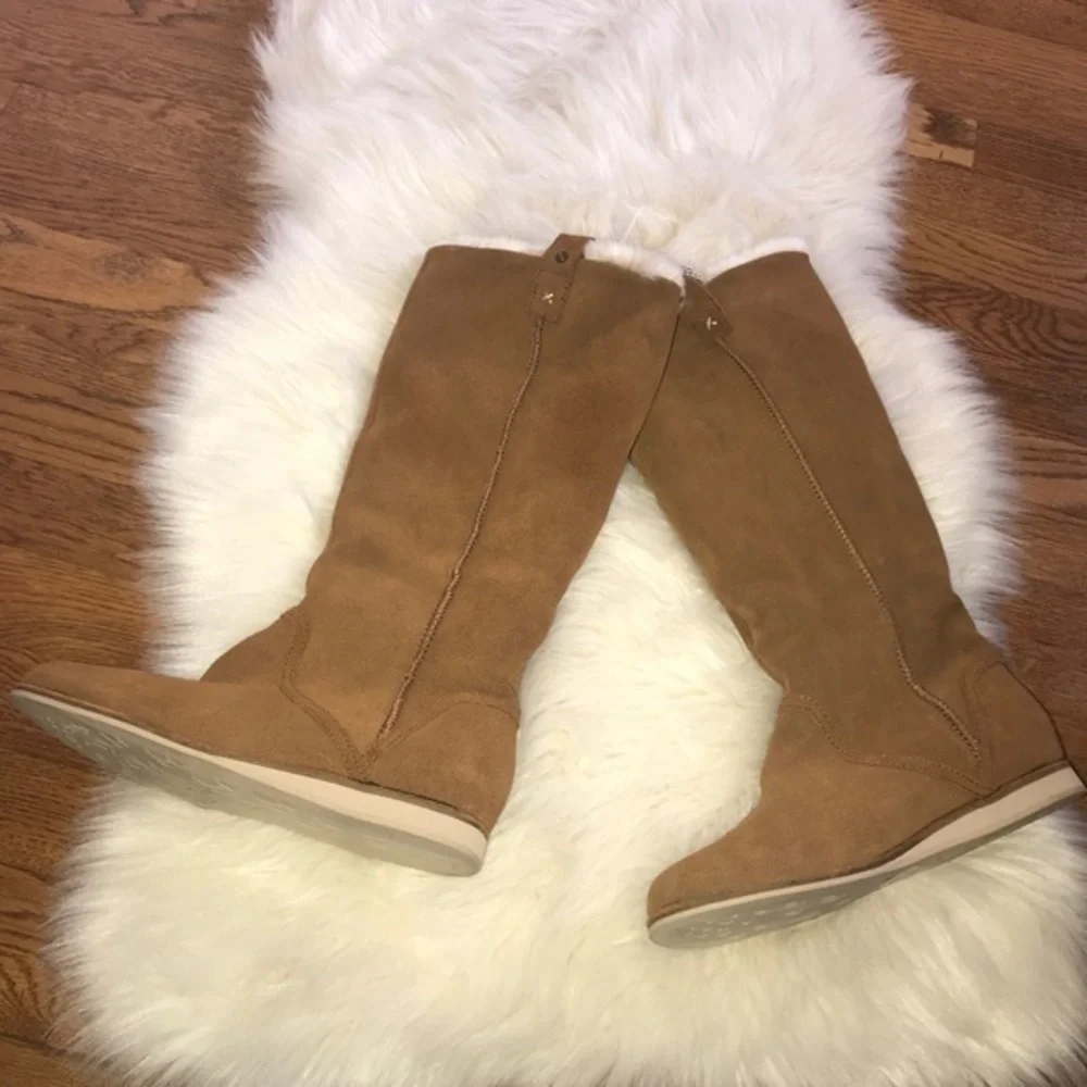Reef winter moon boots suede faux fur lined‎ 8.5